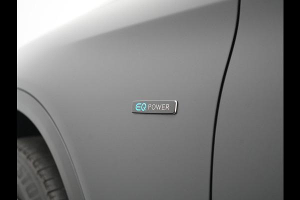 Mercedes-Benz GLC 300e 4MATIC PHEV 313pk Dealer O.H | Panodak | Sportstoelen Verwarmd | Sfeerverlichting | Cruise Control | Blis | Apple Carplay | Navigatie | 18"L.M | Plug In Hybrid