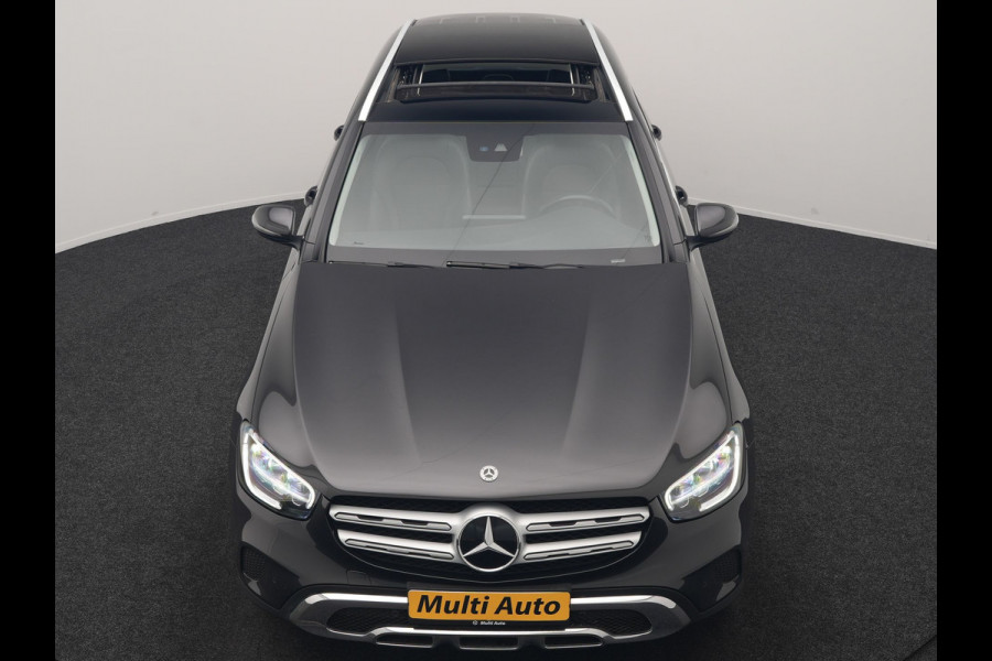 Mercedes-Benz GLC 300e 4MATIC PHEV 313pk Dealer O.H | Panodak | Sportstoelen Verwarmd | Sfeerverlichting | Cruise Control | Blis | Apple Carplay | Navigatie | 18"L.M | Plug In Hybrid