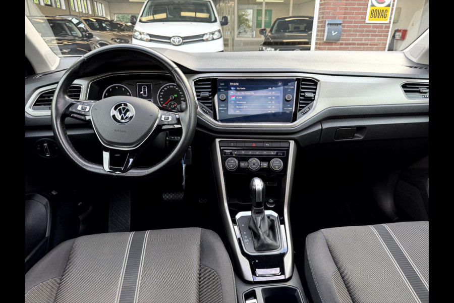 Volkswagen T-Roc 1.5 TSI Style Business Panoramadak, Stoelverwarming, App Connect