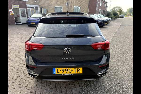 Volkswagen T-Roc 1.5 TSI Style Business Panoramadak, Stoelverwarming, App Connect