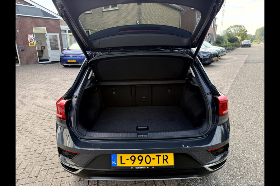 Volkswagen T-Roc 1.5 TSI Style Business Panoramadak, Stoelverwarming, App Connect