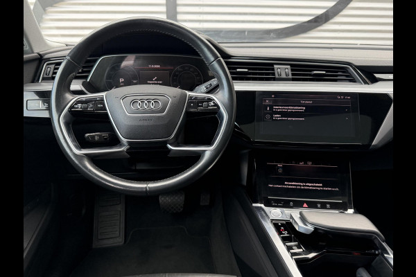 Audi e-tron e-tron 50 quattro Launch edition plus 71 kWh 2e Eigenaar|Navi|Pano|Trekhaak|Leder|Virtual Cockpit|Carplay|Cruise|N.A.P|APK tot 10-2027