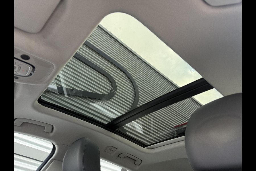 Audi e-tron e-tron 50 quattro Launch edition plus 71 kWh 2e Eigenaar|Navi|Pano|Trekhaak|Leder|Virtual Cockpit|Carplay|Cruise|N.A.P|APK tot 10-2027