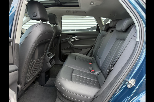 Audi e-tron e-tron 50 quattro Launch edition plus 71 kWh 2e Eigenaar|Navi|Pano|Trekhaak|Leder|Virtual Cockpit|Carplay|Cruise|N.A.P|APK tot 10-2027