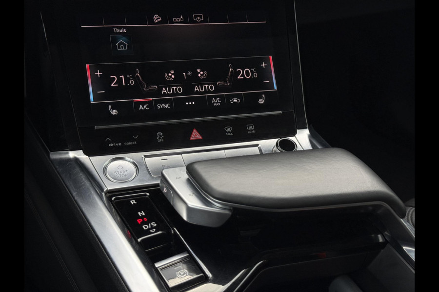 Audi e-tron e-tron 50 quattro Launch edition plus 71 kWh 2e Eigenaar|Navi|Pano|Trekhaak|Leder|Virtual Cockpit|Carplay|Cruise|N.A.P|APK tot 10-2027