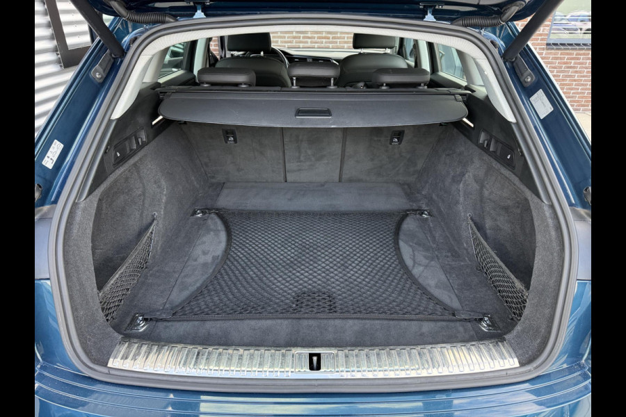 Audi e-tron e-tron 50 quattro Launch edition plus 71 kWh 2e Eigenaar|Navi|Pano|Trekhaak|Leder|Virtual Cockpit|Carplay|Cruise|N.A.P|APK tot 10-2027