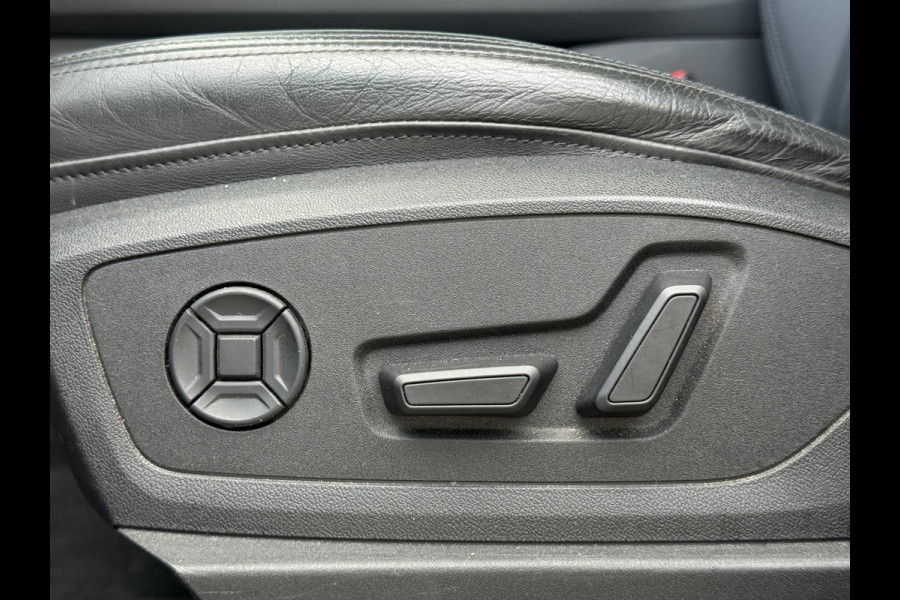 Audi e-tron e-tron 50 quattro Launch edition plus 71 kWh 2e Eigenaar|Navi|Pano|Trekhaak|Leder|Virtual Cockpit|Carplay|Cruise|N.A.P|APK tot 10-2027