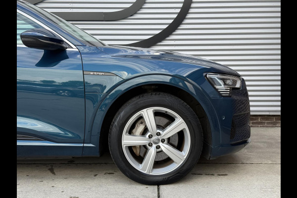 Audi e-tron e-tron 50 quattro Launch edition plus 71 kWh 2e Eigenaar|Navi|Pano|Trekhaak|Leder|Virtual Cockpit|Carplay|Cruise|N.A.P|APK tot 10-2027