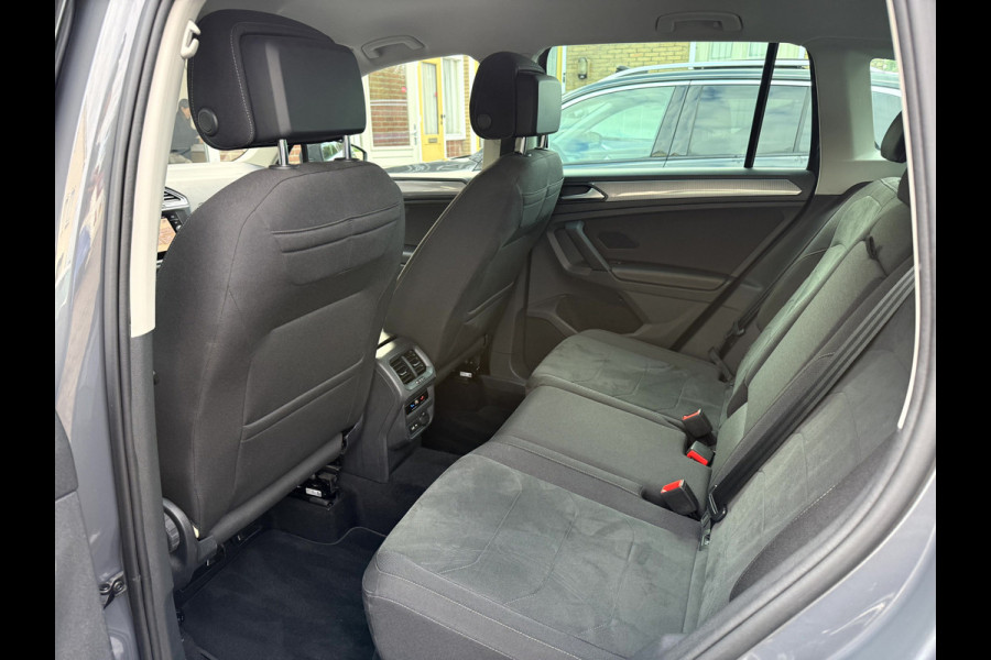 Volkswagen Tiguan 1.5 TSI Life Business Winterpakket, Trekhaak, Camera