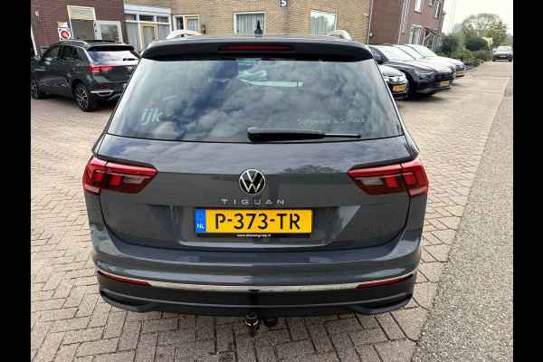 Volkswagen Tiguan 1.5 TSI Life Business Winterpakket, Trekhaak, Camera