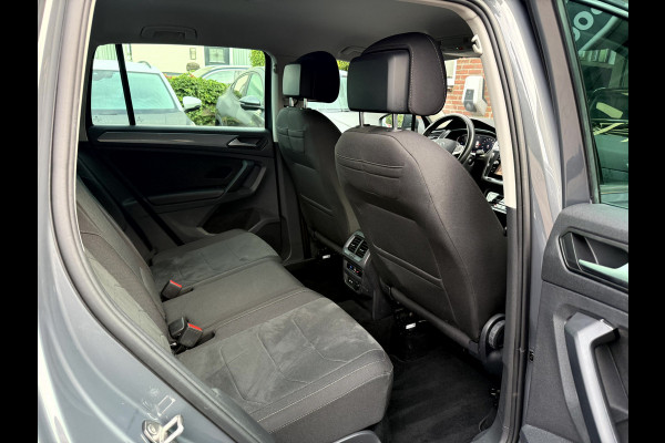 Volkswagen Tiguan 1.5 TSI Life Business Winterpakket, Trekhaak, Camera