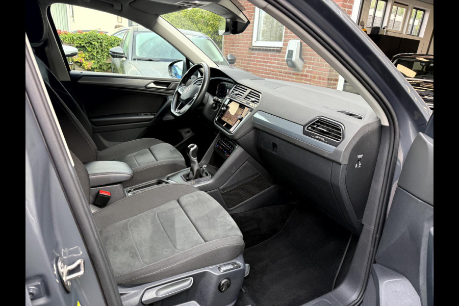 Volkswagen Tiguan 1.5 TSI Life Business Winterpakket, Trekhaak, Camera