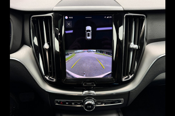 Volvo XC60 2.0 T6 Plug-in hybrid | Pano | Trekhaak | Long Range | Memory | 19 inch | Keyless | Camera | Stuurwiel verwarmd