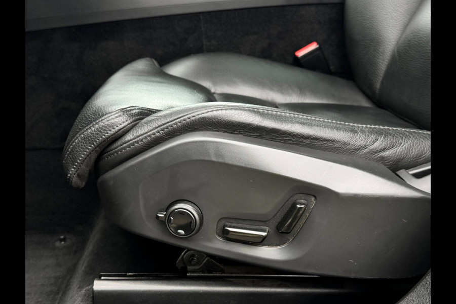 Volvo XC60 2.0 T6 Plug-in hybrid | Pano | Trekhaak | Long Range | Memory | 19 inch | Keyless | Camera | Stuurwiel verwarmd