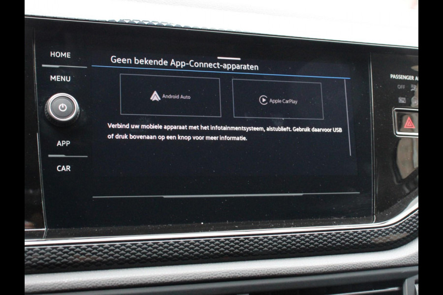 Volkswagen Polo 1.0 TSI Automaat Life Navigatie Apple Carplay/Android Auto Climate Control Digitale Cockpit Stoelverwarming Parkeer sensoren Adaptive Cruise Control Lichtmetalen Velgen