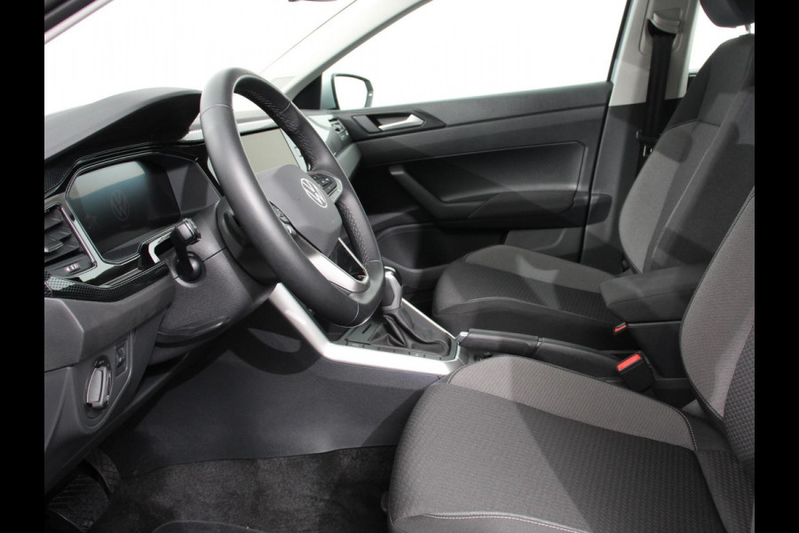 Volkswagen Polo 1.0 TSI Automaat Life Navigatie Apple Carplay/Android Auto Climate Control Digitale Cockpit Stoelverwarming Parkeer sensoren Adaptive Cruise Control Lichtmetalen Velgen