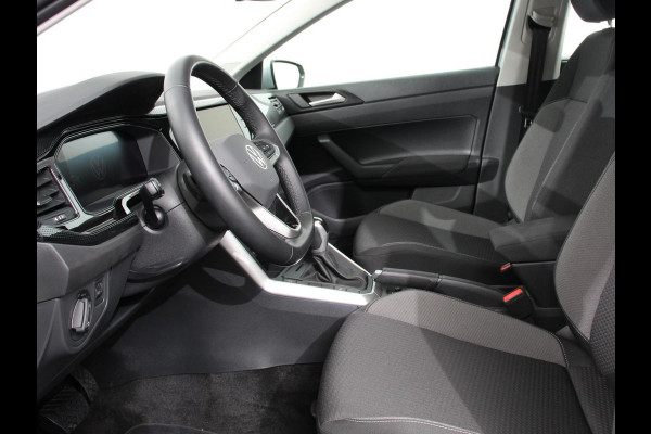 Volkswagen Polo 1.0 TSI Automaat Life Navigatie Apple Carplay/Android Auto Climate Control Digitale Cockpit Stoelverwarming Parkeer sensoren Adaptive Cruise Control Lichtmetalen Velgen