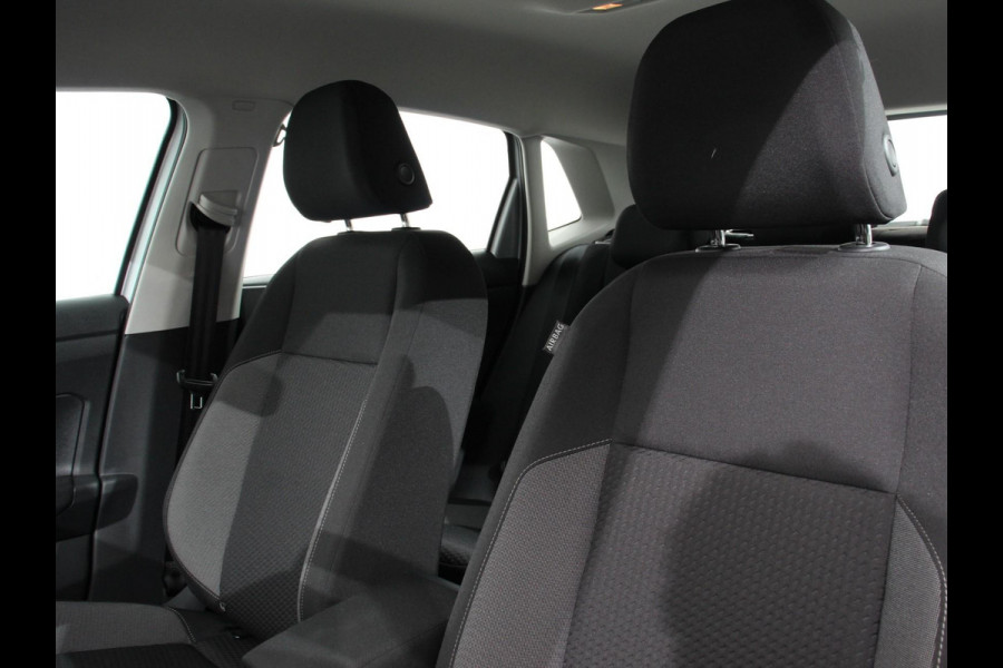 Volkswagen Polo 1.0 TSI Automaat Life Navigatie Apple Carplay/Android Auto Climate Control Digitale Cockpit Stoelverwarming Parkeer sensoren Adaptive Cruise Control Lichtmetalen Velgen