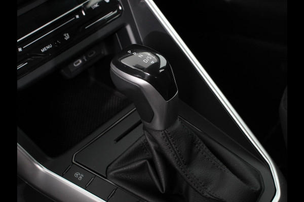 Volkswagen Polo 1.0 TSI Automaat Life Navigatie Apple Carplay/Android Auto Climate Control Digitale Cockpit Stoelverwarming Parkeer sensoren Adaptive Cruise Control Lichtmetalen Velgen