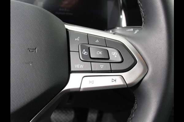 Volkswagen Polo 1.0 TSI Automaat Life Navigatie Apple Carplay/Android Auto Climate Control Digitale Cockpit Stoelverwarming Parkeer sensoren Adaptive Cruise Control Lichtmetalen Velgen