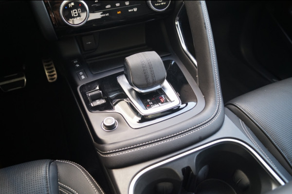 Jaguar E-Pace 1.5 P300e AWD R-Dynamic HSE -LEER-PANO-CAM-ECC-
