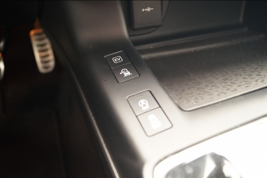 Jaguar E-Pace 1.5 P300e AWD R-Dynamic HSE -LEER-PANO-CAM-ECC-