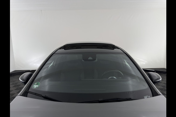 Mercedes-Benz A-Klasse 200 AMG Sportpack Business Solution (INCL-BTW) Aut. *PANO | LEATHER-MICROFIBRE | FULL-LED | HEATED-SPORTSEATS | WIDESCREEN-DIGIOCKPIT | DAB+ | NAVI-FULLMAP | CAMERA | PRIVACYGLASS | SHIFTPADDLES | 18''ALU*
