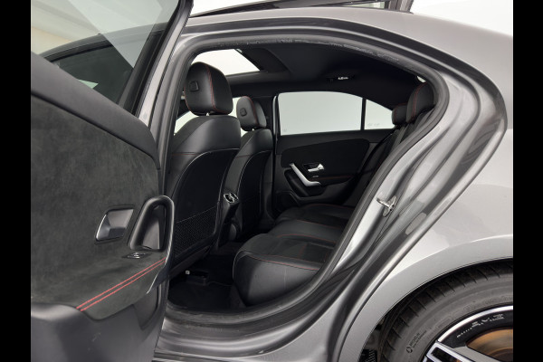Mercedes-Benz A-Klasse 200 AMG Sportpack Business Solution (INCL-BTW) Aut. *PANO | LEATHER-MICROFIBRE | FULL-LED | HEATED-SPORTSEATS | WIDESCREEN-DIGIOCKPIT | DAB+ | NAVI-FULLMAP | CAMERA | PRIVACYGLASS | SHIFTPADDLES | 18''ALU*