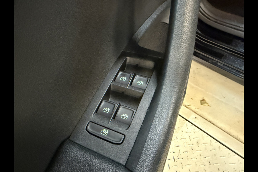 Škoda Octavia Combi 2.0 TSI 191PK Style Business | Leder | Adaptive cruise | Afn. trekhaak | Camera | Carplay | Dealer onderhouden