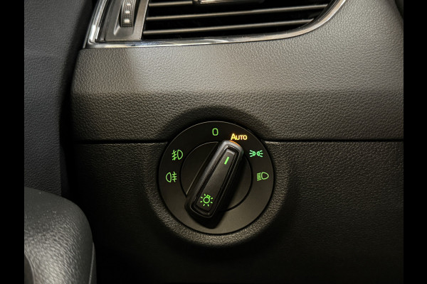 Škoda Octavia Combi 2.0 TSI 191PK Style Business | Leder | Adaptive cruise | Afn. trekhaak | Camera | Carplay | Dealer onderhouden