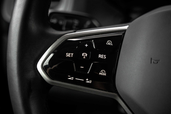 Volkswagen ID. Buzz Cargo 79KWH | WLPT 445 | IQ Light| 360° Camera | Carplay | PDC | Zijschuifdeur L+R |