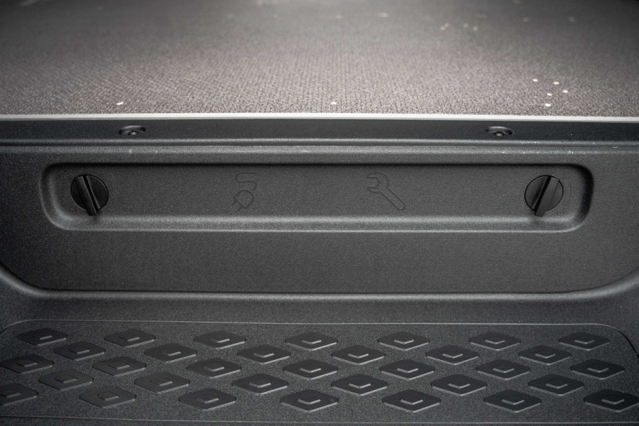 Volkswagen ID. Buzz Cargo 79KWH | WLPT 445 | IQ Light| 360° Camera | Carplay | PDC | Zijschuifdeur L+R |