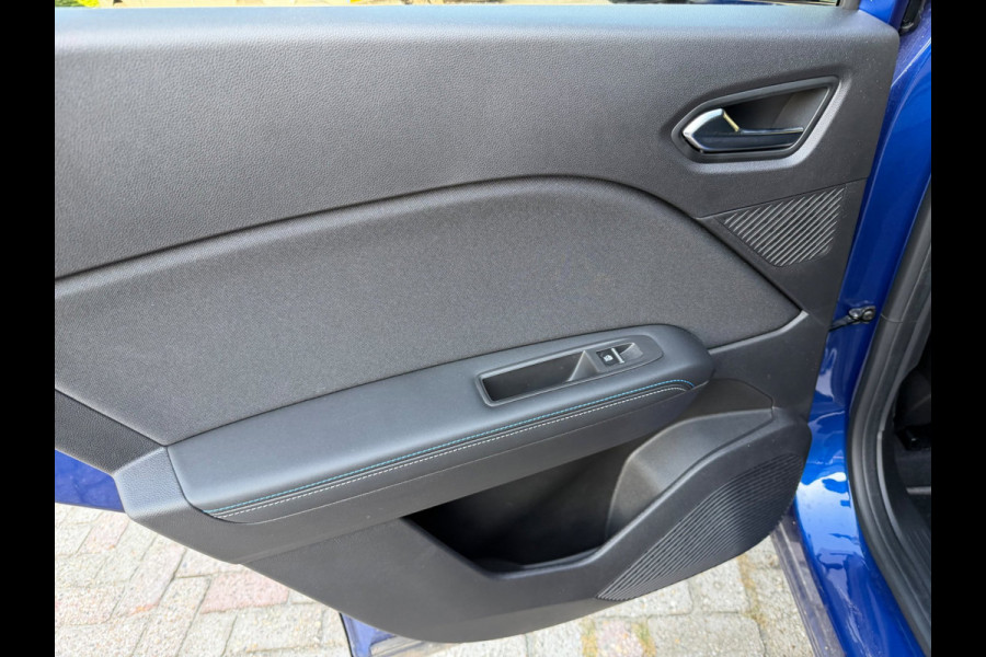 Renault Captur 1.6 E-Tech full hybrid 145 esprit Alpine Harman/Kardon Sound / 360 camera / Elektr voorst / WinterPack