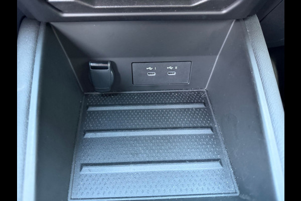 Renault Captur 1.6 E-Tech full hybrid 145 esprit Alpine Harman/Kardon Sound / 360 camera / Elektr voorst / WinterPack