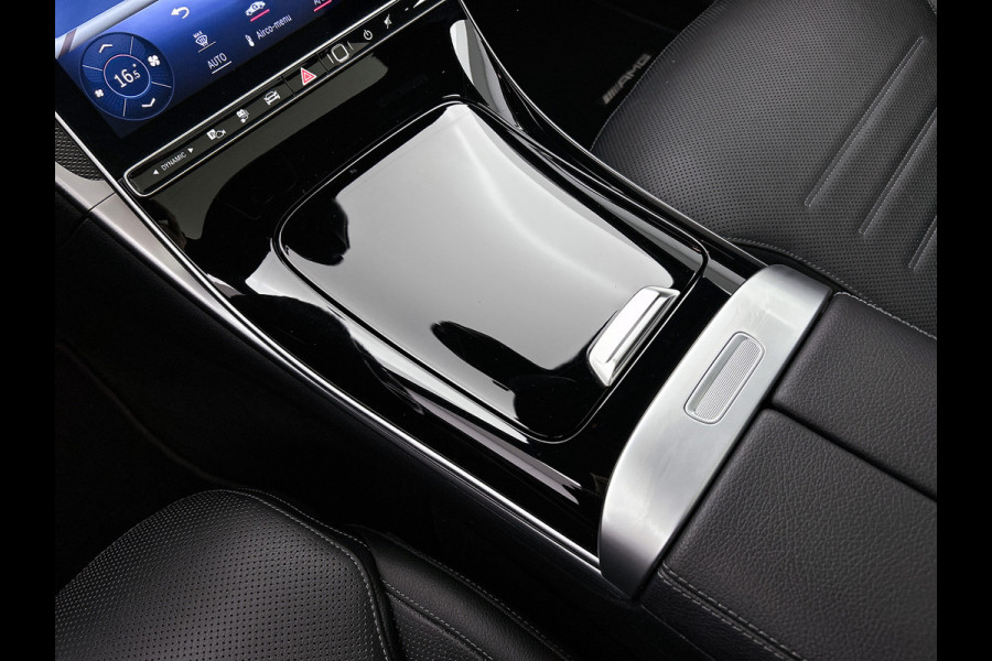 Mercedes-Benz C-Klasse Estate 300 e AMG Line | AMG-LIne In en exterieru | Sfeefverlichting | Stoe verwarming + Koeling | Trekhaak | Pano- Schuif kanteldak | Inclusief 24 maanden Mercedes-Benz Certified garantie voor Europa.