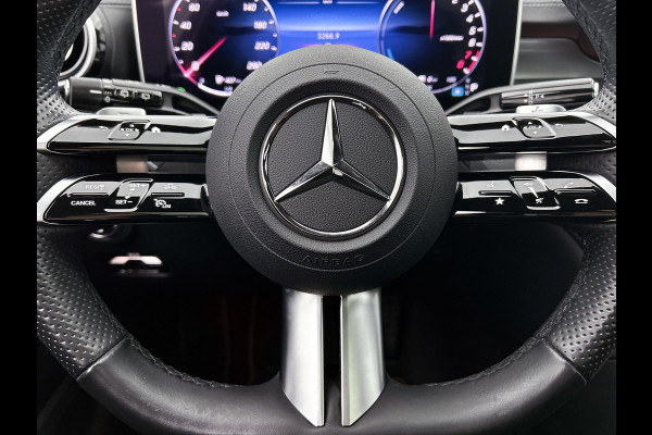 Mercedes-Benz C-Klasse Estate 300 e AMG Line | AMG-LIne In en exterieru | Sfeefverlichting | Stoe verwarming + Koeling | Trekhaak | Pano- Schuif kanteldak | Inclusief 24 maanden Mercedes-Benz Certified garantie voor Europa.