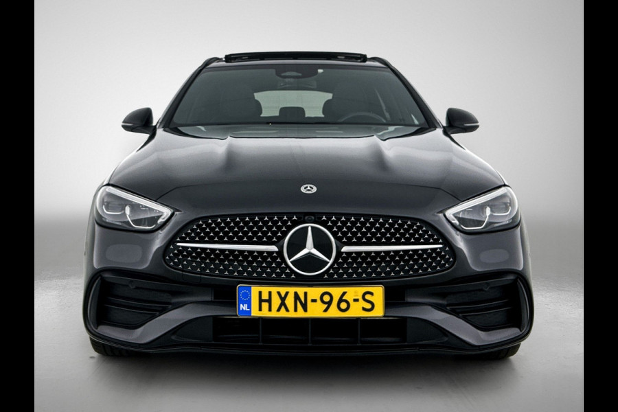 Mercedes-Benz C-Klasse Estate 300 e AMG Line | AMG-LIne In en exterieru | Sfeefverlichting | Stoe verwarming + Koeling | Trekhaak | Pano- Schuif kanteldak | Inclusief 24 maanden Mercedes-Benz Certified garantie voor Europa.