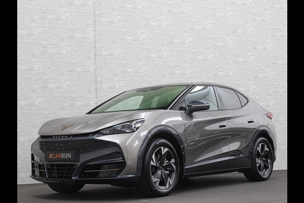 CUPRA Tavascan 286pk NIEUW & RUIM 3000,= VOORDEEL! | 77 kWh | Nieuw! | Winter-Pack | Warmtepomp | Verlengde Fabrieksgarantie | 7x Op Voorraad | 3-Zone Clima | Verwarmde Voorruit | Keyless-Entry | Sfeerverlichting | Stoelverwarming | Carplay | Stuurverwarming | Getint Glas | 19 inch | Lane-Assist | Camera | Draadloos Laden |