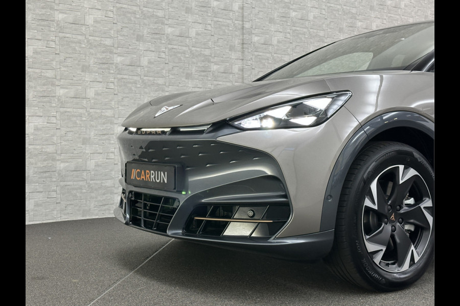CUPRA Tavascan 286pk NIEUW & RUIM 3000,= VOORDEEL! | 77 kWh | Nieuw! | Winter-Pack | Warmtepomp | Verlengde Fabrieksgarantie | 7x Op Voorraad | 3-Zone Clima | Verwarmde Voorruit | Keyless-Entry | Sfeerverlichting | Stoelverwarming | Carplay | Stuurverwarming | Getint Glas | 19 inch | Lane-Assist | Camera | Draadloos Laden |