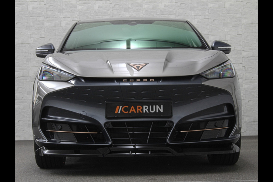 CUPRA Tavascan 286pk 77 kWh Aero-pack | Nieuw! | Winter-Pack | Warmtepomp | Verlengde Fabrieksgarantie | 7x Op Voorraad | Adaptive Cruise Contr 3-Zone Clima | Verwarmde Voorruit | Keyless-Entry | Sfeerverlichting | Stoelverwarming | Carplay | Stuurverwarming | Getint Glas | 19 inch | Lane-Assist | Camera | Draadloos Laden |
