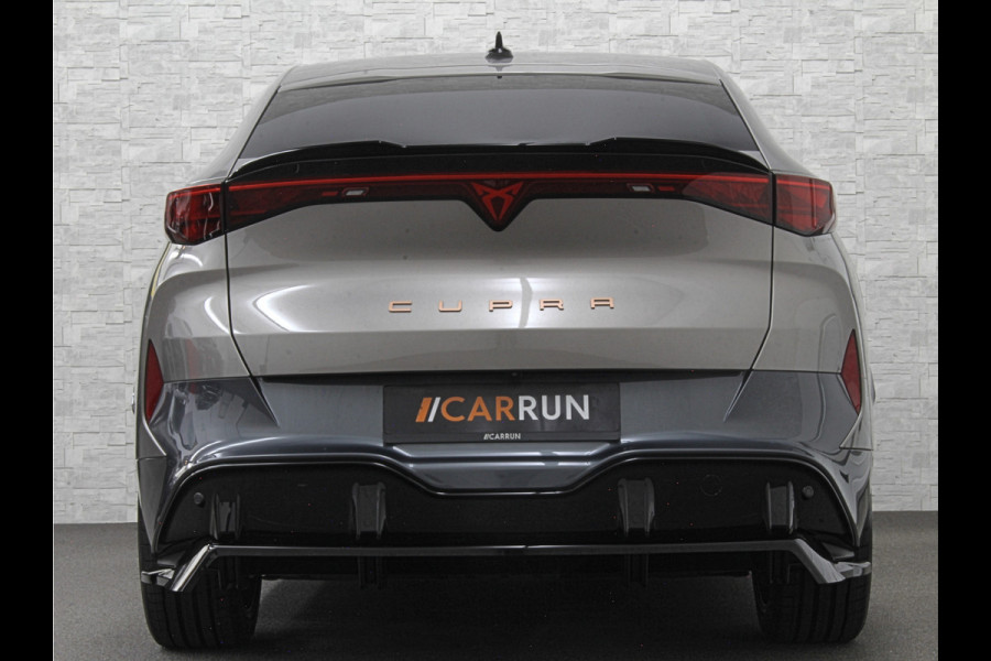 CUPRA Tavascan 286pk 77 kWh Aero-pack | Nieuw! | Winter-Pack | Warmtepomp | Verlengde Fabrieksgarantie | 7x Op Voorraad | Adaptive Cruise Contr 3-Zone Clima | Verwarmde Voorruit | Keyless-Entry | Sfeerverlichting | Stoelverwarming | Carplay | Stuurverwarming | Getint Glas | 19 inch | Lane-Assist | Camera | Draadloos Laden |