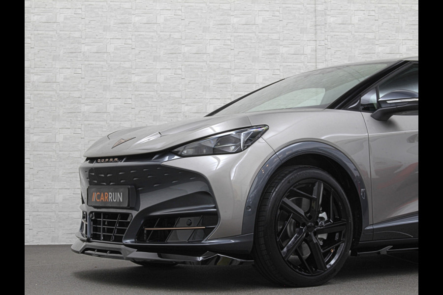 CUPRA Tavascan 286pk 77 kWh Aero-pack | Nieuw! | Winter-Pack | Warmtepomp | Verlengde Fabrieksgarantie | 7x Op Voorraad | Adaptive Cruise Contr 3-Zone Clima | Verwarmde Voorruit | Keyless-Entry | Sfeerverlichting | Stoelverwarming | Carplay | Stuurverwarming | Getint Glas | 19 inch | Lane-Assist | Camera | Draadloos Laden |