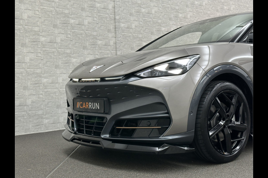 CUPRA Tavascan 286pk 77 kWh Aero-pack | Nieuw! | Winter-Pack | Warmtepomp | Verlengde Fabrieksgarantie | 7x Op Voorraad | Adaptive Cruise Contr 3-Zone Clima | Verwarmde Voorruit | Keyless-Entry | Sfeerverlichting | Stoelverwarming | Carplay | Stuurverwarming | Getint Glas | 19 inch | Lane-Assist | Camera | Draadloos Laden |