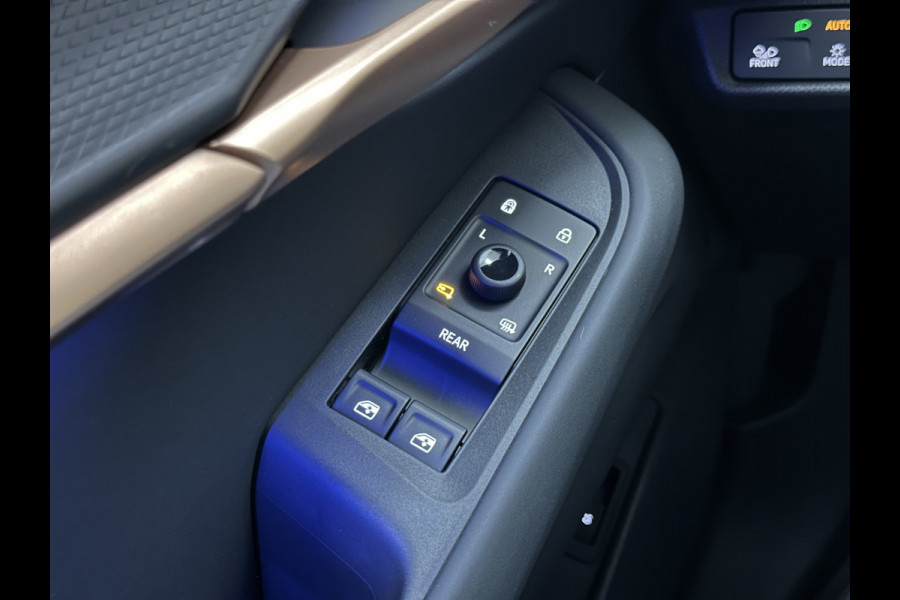 CUPRA Tavascan 286pk 77 kWh Aero-pack | Nieuw! | Winter-Pack | Warmtepomp | Verlengde Fabrieksgarantie | 7x Op Voorraad | Adaptive Cruise Contr 3-Zone Clima | Verwarmde Voorruit | Keyless-Entry | Sfeerverlichting | Stoelverwarming | Carplay | Stuurverwarming | Getint Glas | 19 inch | Lane-Assist | Camera | Draadloos Laden |