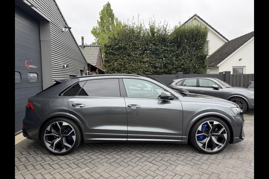 Audi RS Q8 4.0 TFSI RS Q8 quattro | Akrapovic | RS Dynamic | Panoramdak | Bang & Olufsen Advanced | Head-Up | 3D Camera |