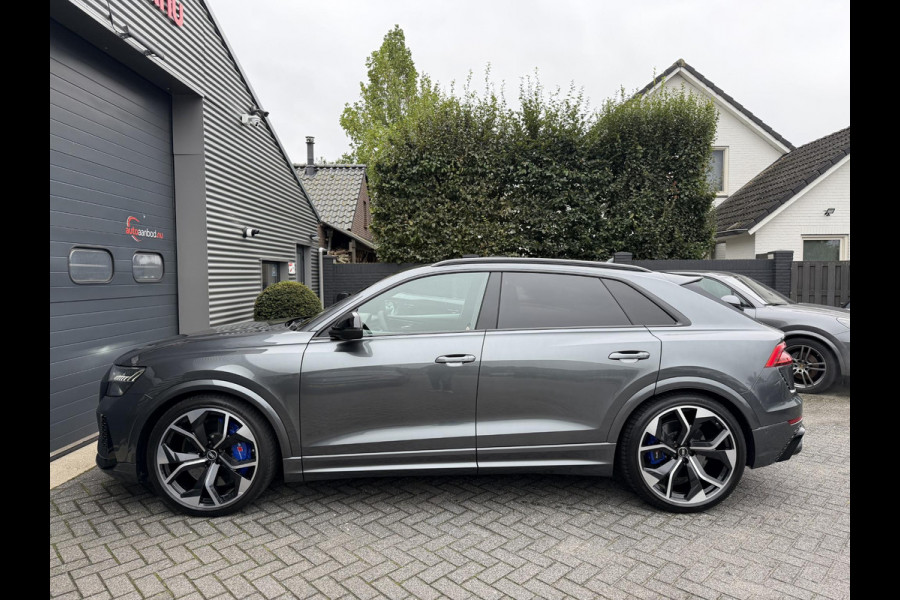 Audi RS Q8 4.0 TFSI RS Q8 quattro | Akrapovic | RS Dynamic | Panoramdak | Bang & Olufsen Advanced | Head-Up | 3D Camera |