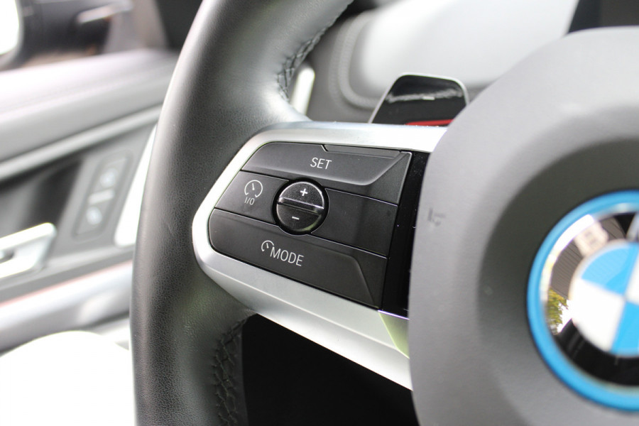 BMW X1 xDrive30e M Sportpakket | H&K | Driving Assistant Professional | Elek. Trekhaak