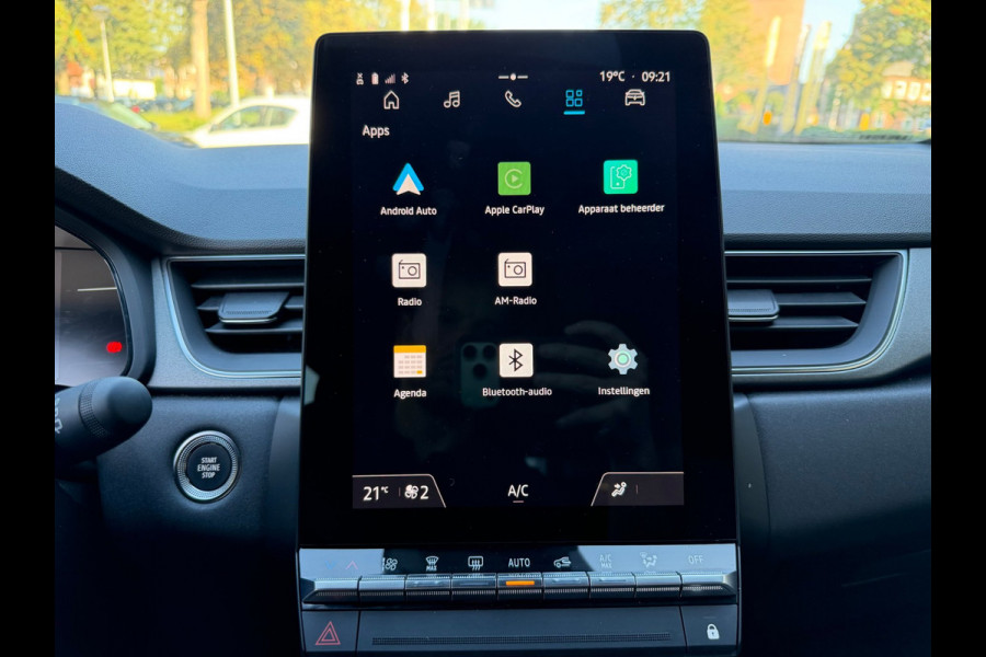 Renault Captur TCe 90 Techno CarPlay / Camera / Parkeersensoren