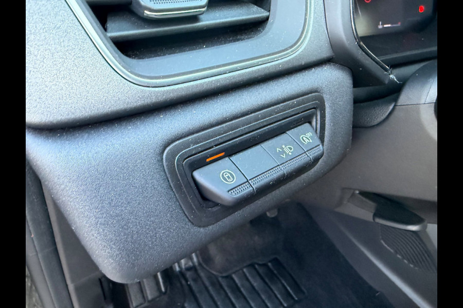 Renault Captur TCe 90 Techno CarPlay / Camera / Parkeersensoren