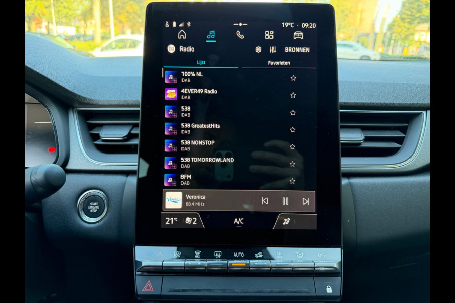 Renault Captur TCe 90 Techno CarPlay / Camera / Parkeersensoren